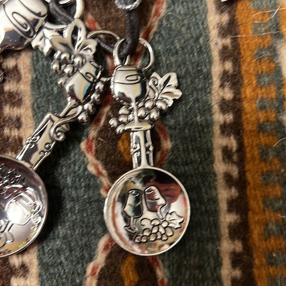 Studio 101 4 Piece Measuring Spoon Set - Picture 5 of 8